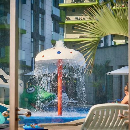 Sunfest Aparthotel Pool & Spa Mamaia Nord Năvodari Exterior foto